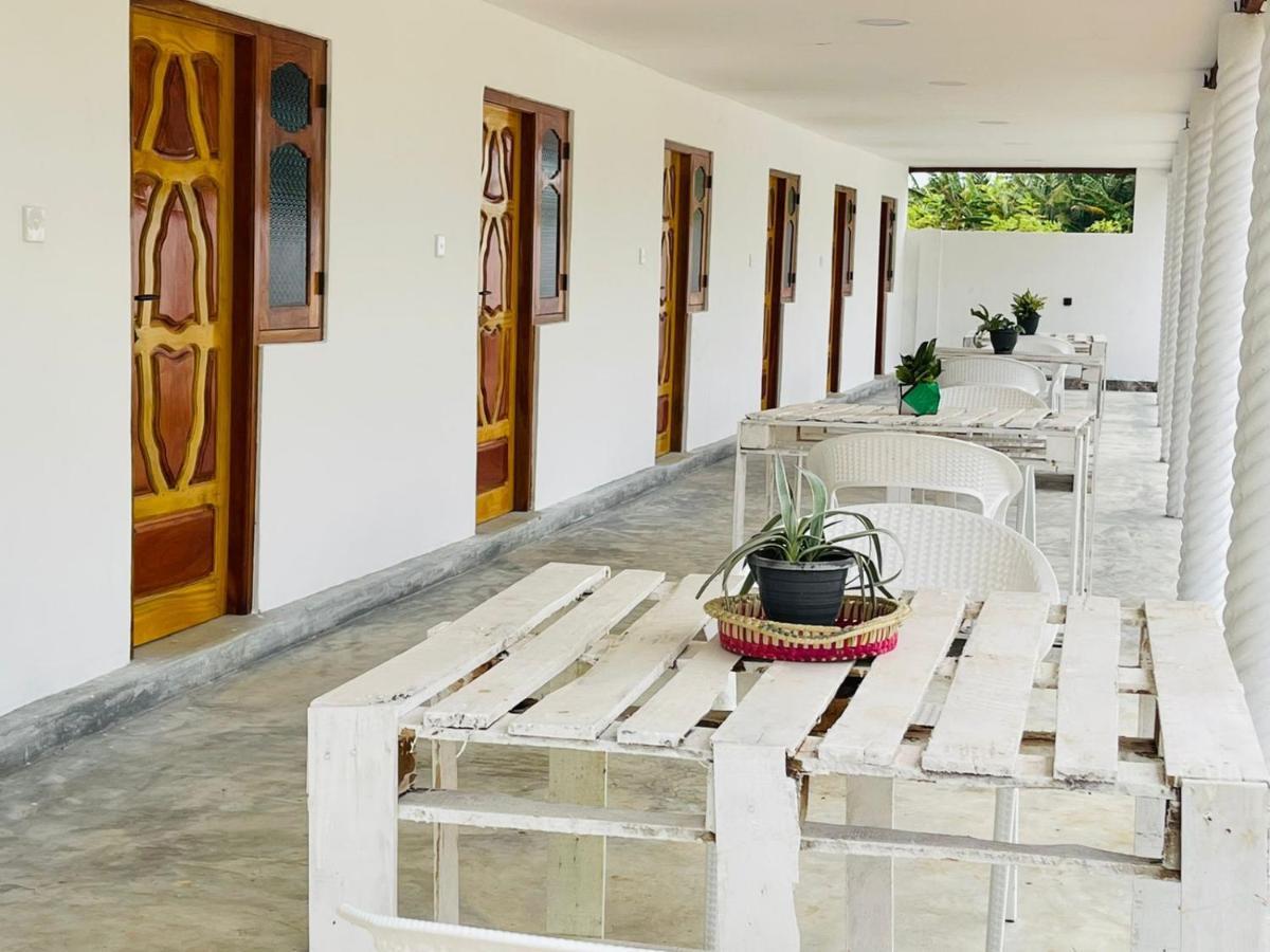 Ratnam Hotel Τζάφνα Εξωτερικό φωτογραφία